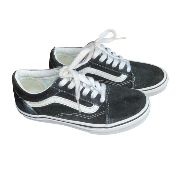 Kids Black Old Skool Vans, size 2.5 - Picture 1 of 4